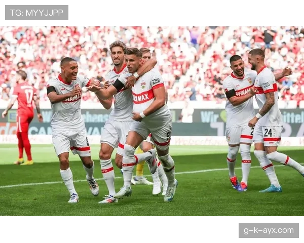 阿贾克斯注入新血，全面重塑阵容迎战新赛季